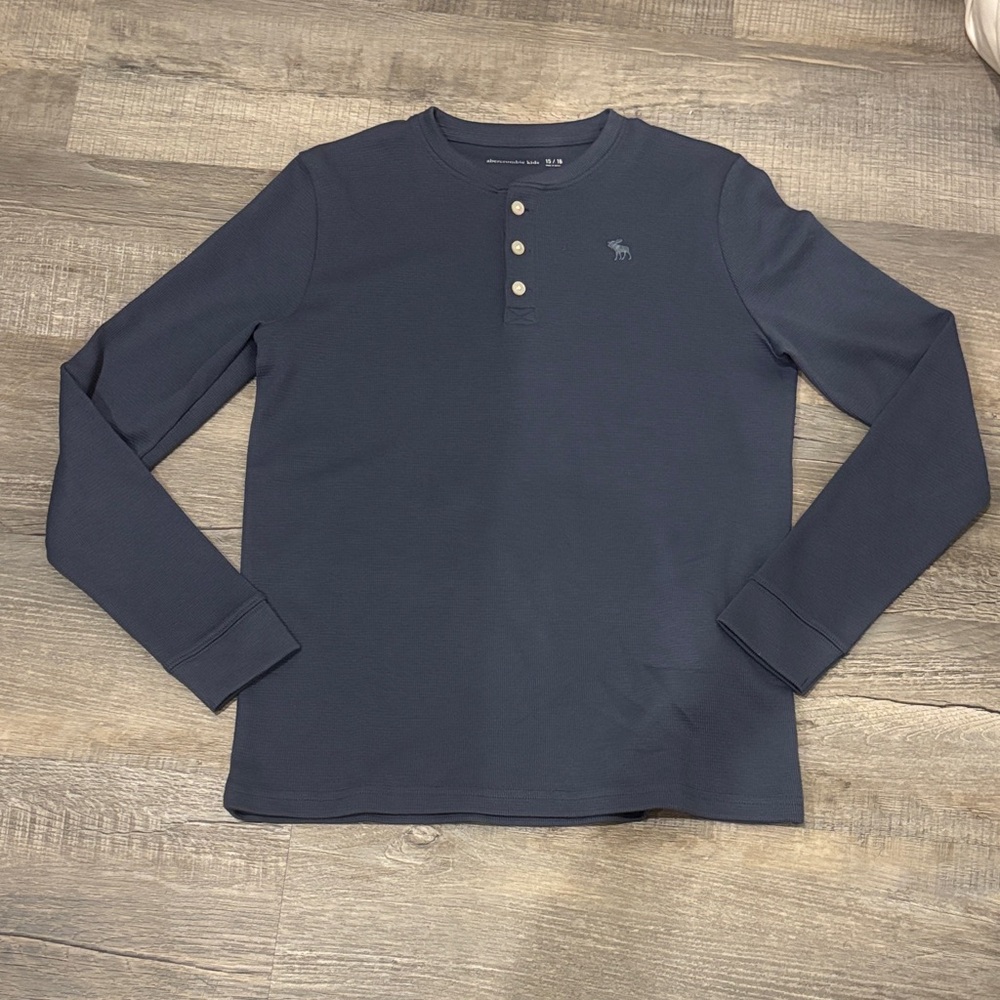NWOT Abercrombie Kids Blue/Grey Long Sleeve Thermal Henley
